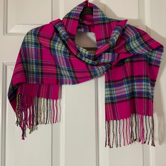 Plaid Cashmere Scarf - NWOT - Picture 3 of 10